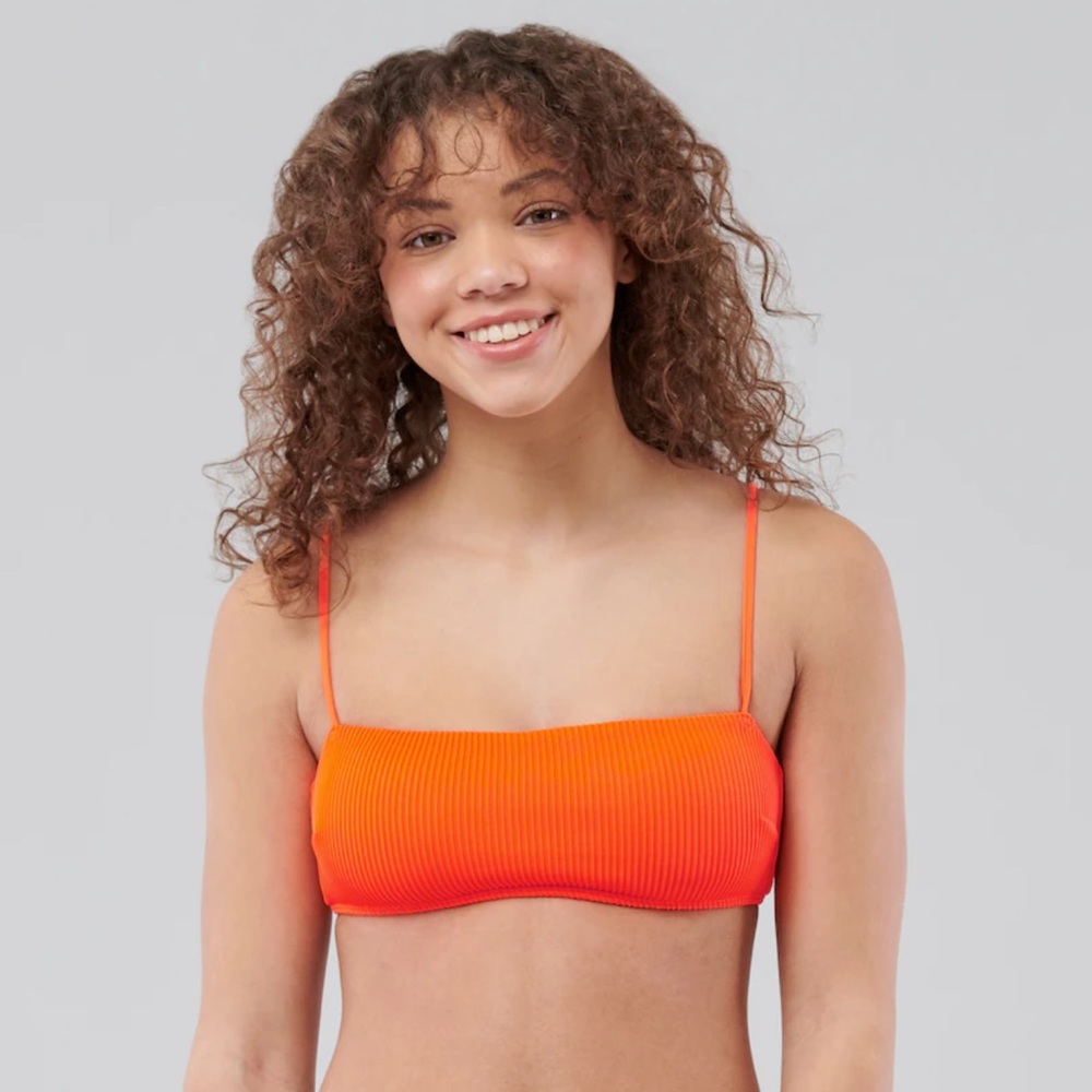 COPY - Hollister Ribbed Square-Neck Bikini Top